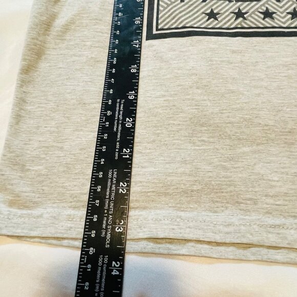 Puma Boys T-Shirt L (14-16) Survival Of The Fastest Graphic Tee Beige Short Slee - Picture 8 of 9